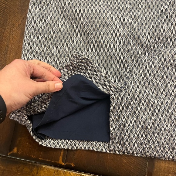 Women’s size 4 The Limited size zipper tweed skirt - Picture 4 of 5